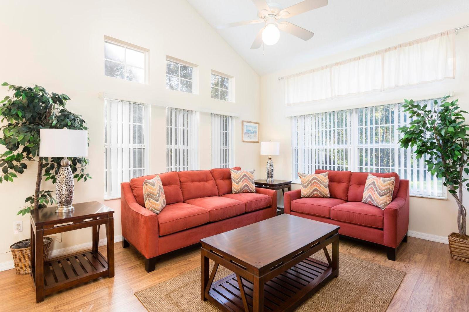 Beautiful Vacation Townhouse EM2777 Main image 2